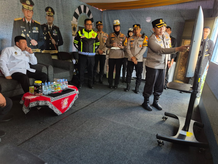 Menkopolkam Budi Gunawan, Tinjau Arus Lalin Blitar Malang