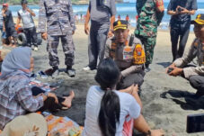 Kapolres Blitar Pantau Kepadatan Wisatawan 3 Pantai Kawasan JLS di Libur Lebaran