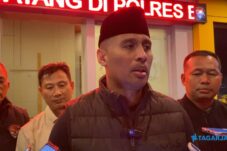 Polres Blitar Kota Ungkap Ladang Ganja, Saat Periksa Pelaku Rusuh yang Konsumsi Ganja 7 Polres Blitar Kota Ungkap Ladang Ganja, Saat Periksa Pelaku Rusuh yang Konsumsi Ganja