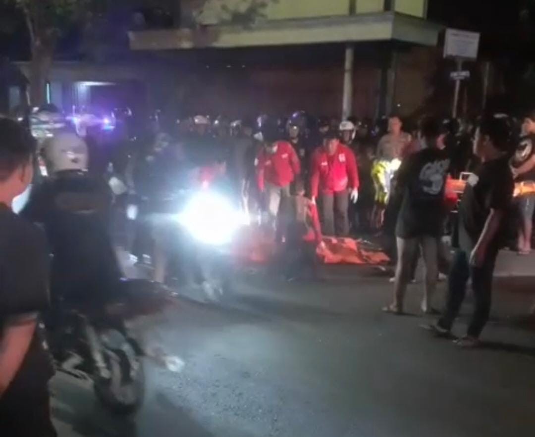 42a8fc7d f722 47fe b5fb 181cf6c59ec3