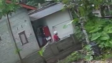 Oknum PHL Rumah Sakit Kota Blitar, Gasak Perhiasan Senilai 65 Juta 9 7fc63f17 0fd4 49e5 ba66 0e9230ca9b79