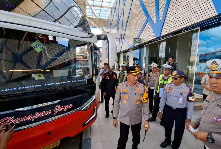 Polisi Rampcheck Bus dan Tes Urine Awak Bus di Terminal Patria, Jelang Ops Ketupat 2026 1 f2d4b156 4a1b 4402 9499 e339f939fa1d